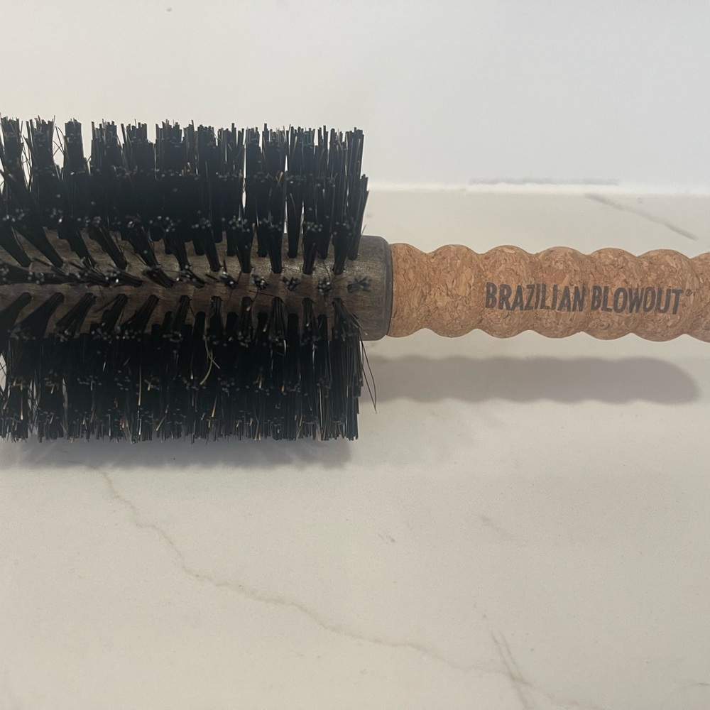 Brazilian Blowout Professional Round Brush & Mixing bowl